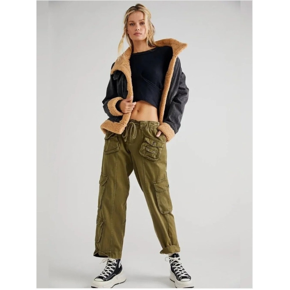 We the Free Free People Tahiti Pull on Cargo Pants Olive Green Women Size Medium